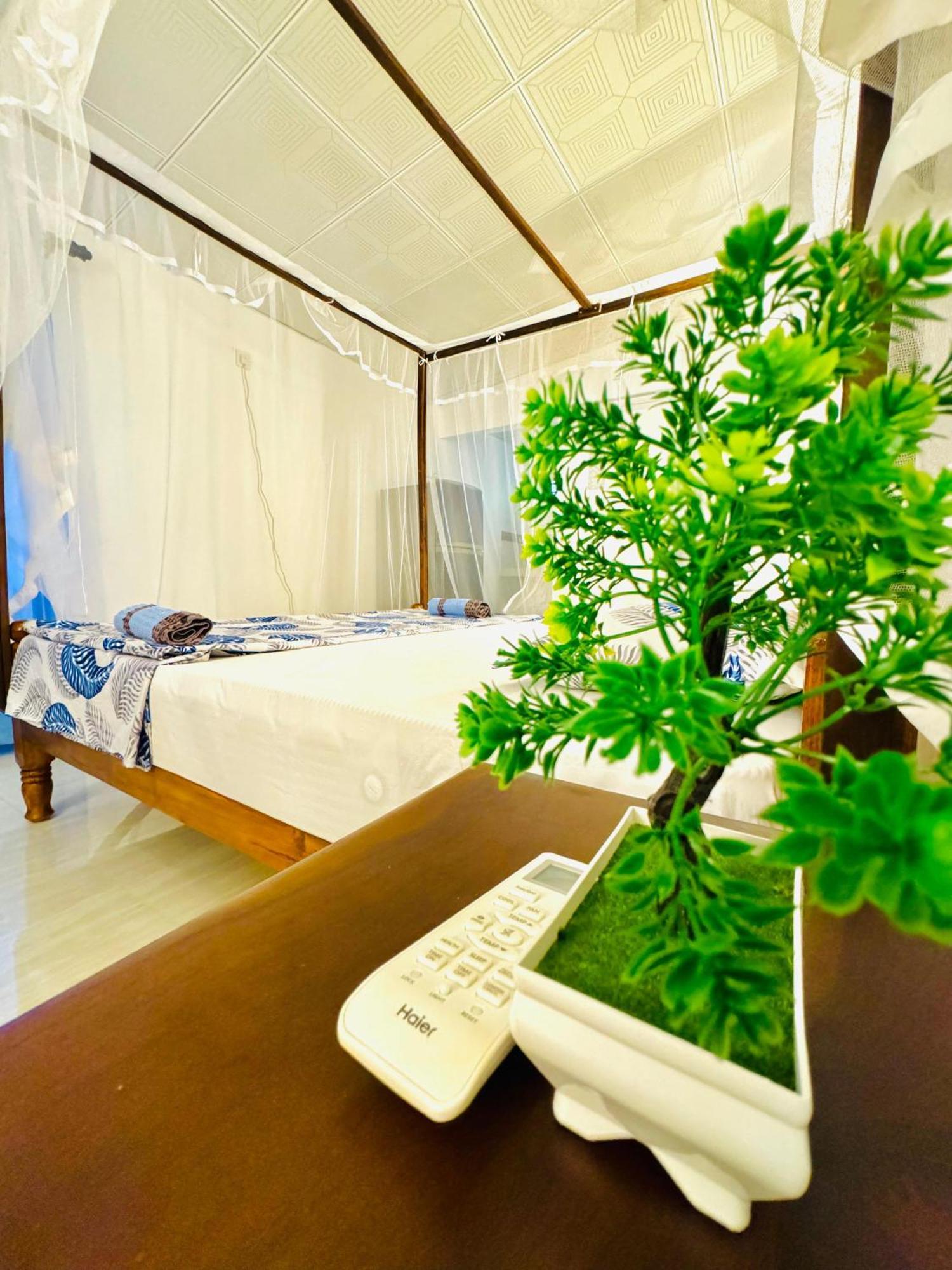 טנגלה Nethmi Homestay & Restaurant חדר תמונה