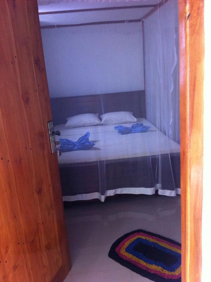 טנגלה Nethmi Homestay & Restaurant מראה חיצוני תמונה